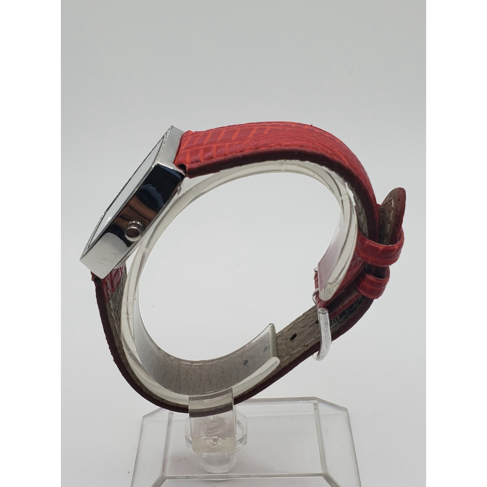 Womens Watch - Picture 3 of 9